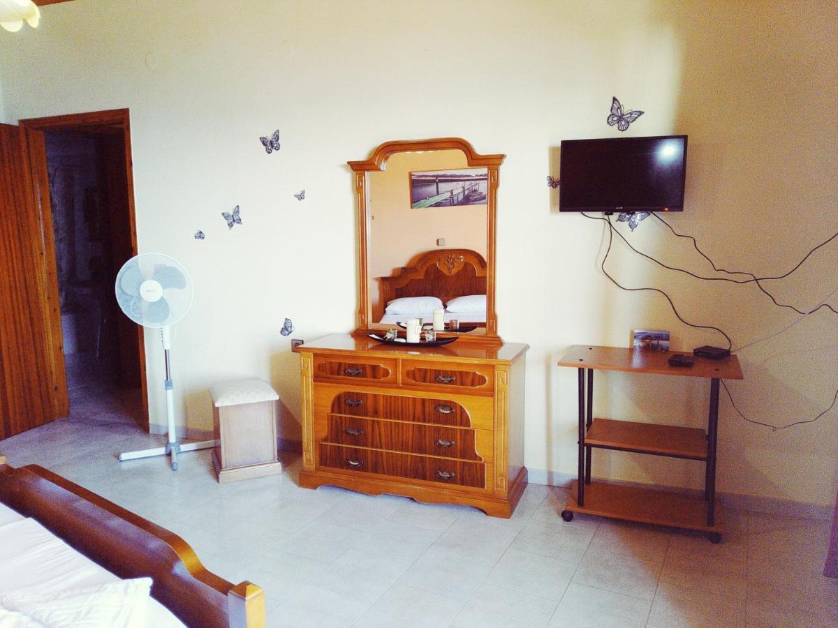 Traditional Panoramic Sea View House Lakones Екстер'єр фото