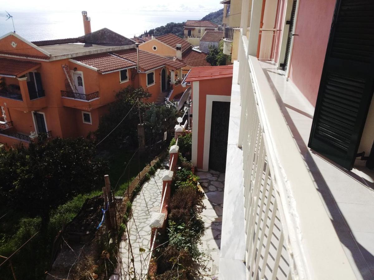 Traditional Panoramic Sea View House Lakones Екстер'єр фото