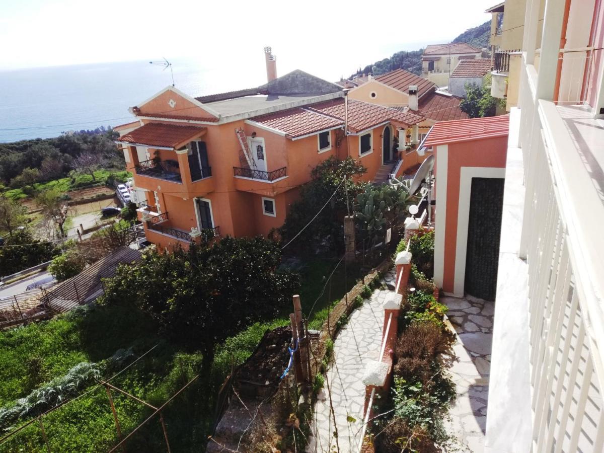Traditional Panoramic Sea View House Lakones Екстер'єр фото